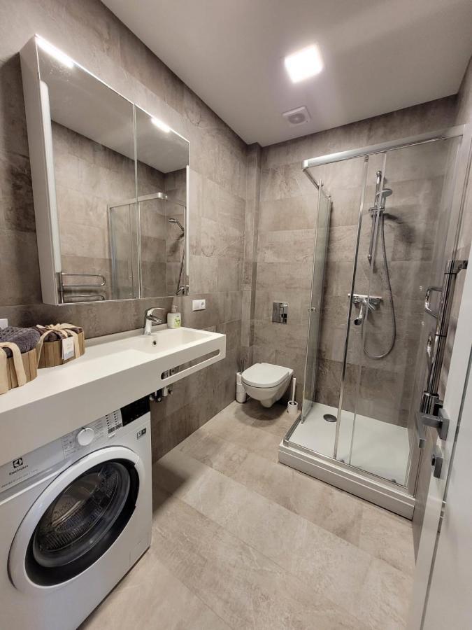 New Apartment,Free Parking In The Center Klaipeda Exterior photo